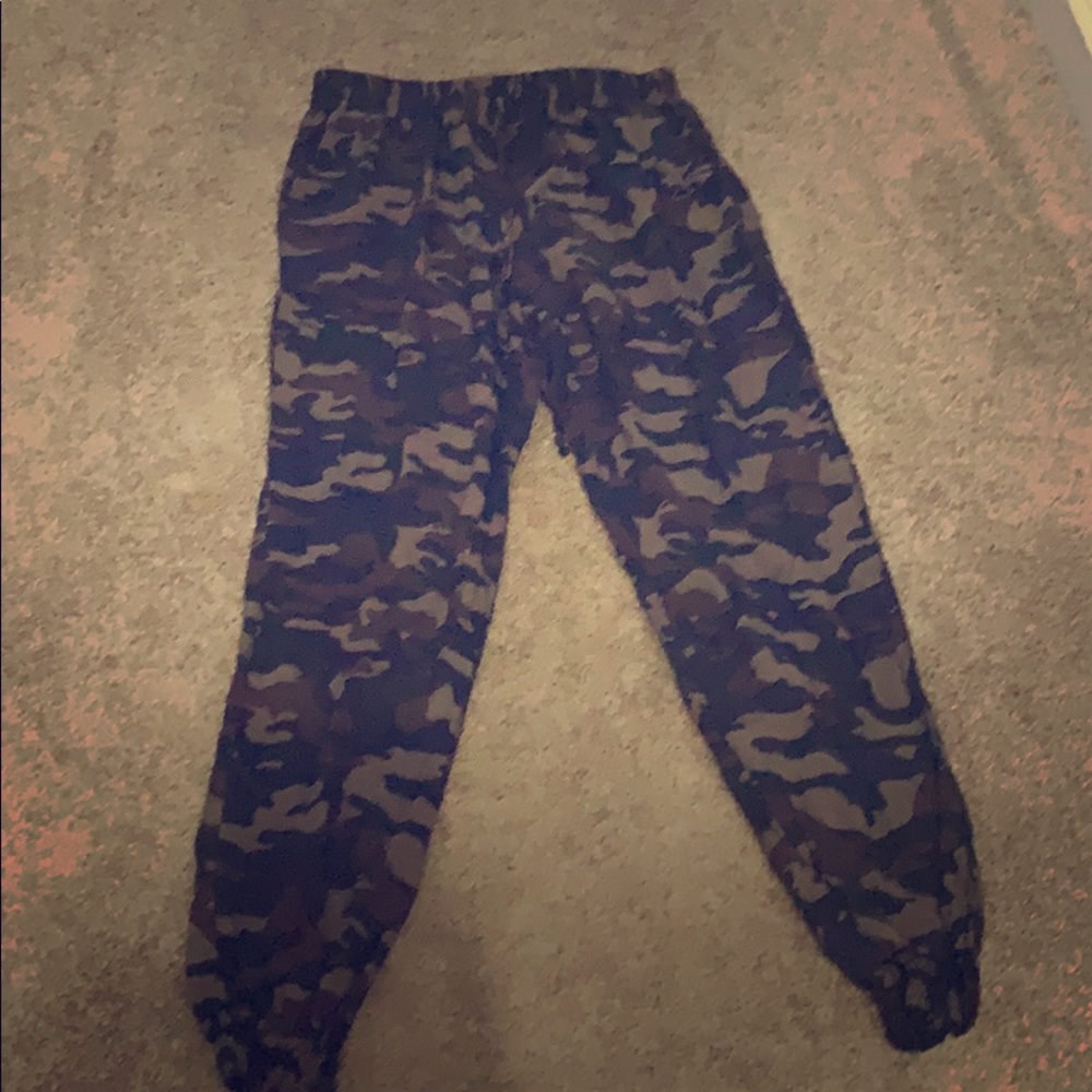 Camouflage sweats
